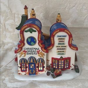 Department 56 North Pole Christmas Bread Bakers